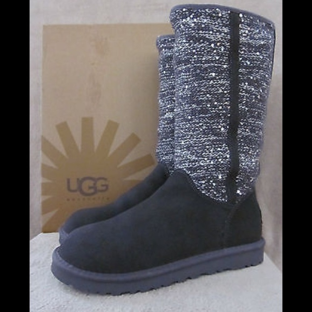 💋SOLD💋UGG Australia Camay Suede Boots💋SOLD💋 - Picture 2 of 7